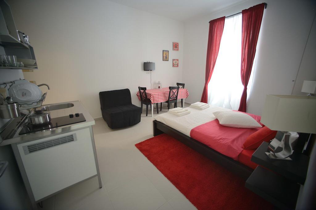 Casa Petrarca Bed & Breakfast Turin Bilik gambar